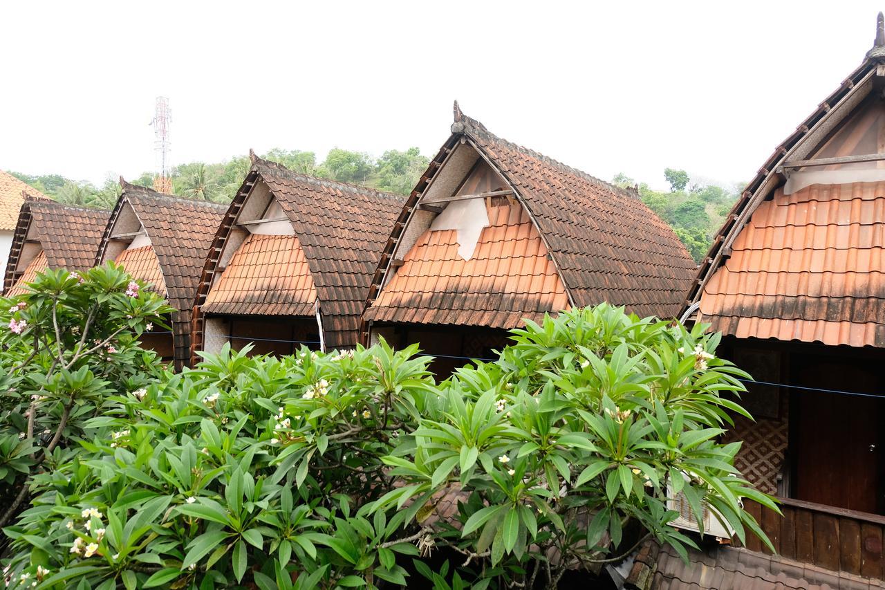 Kerti Beach Bungalow And Restaurant Padangbai  Zewnętrze zdjęcie